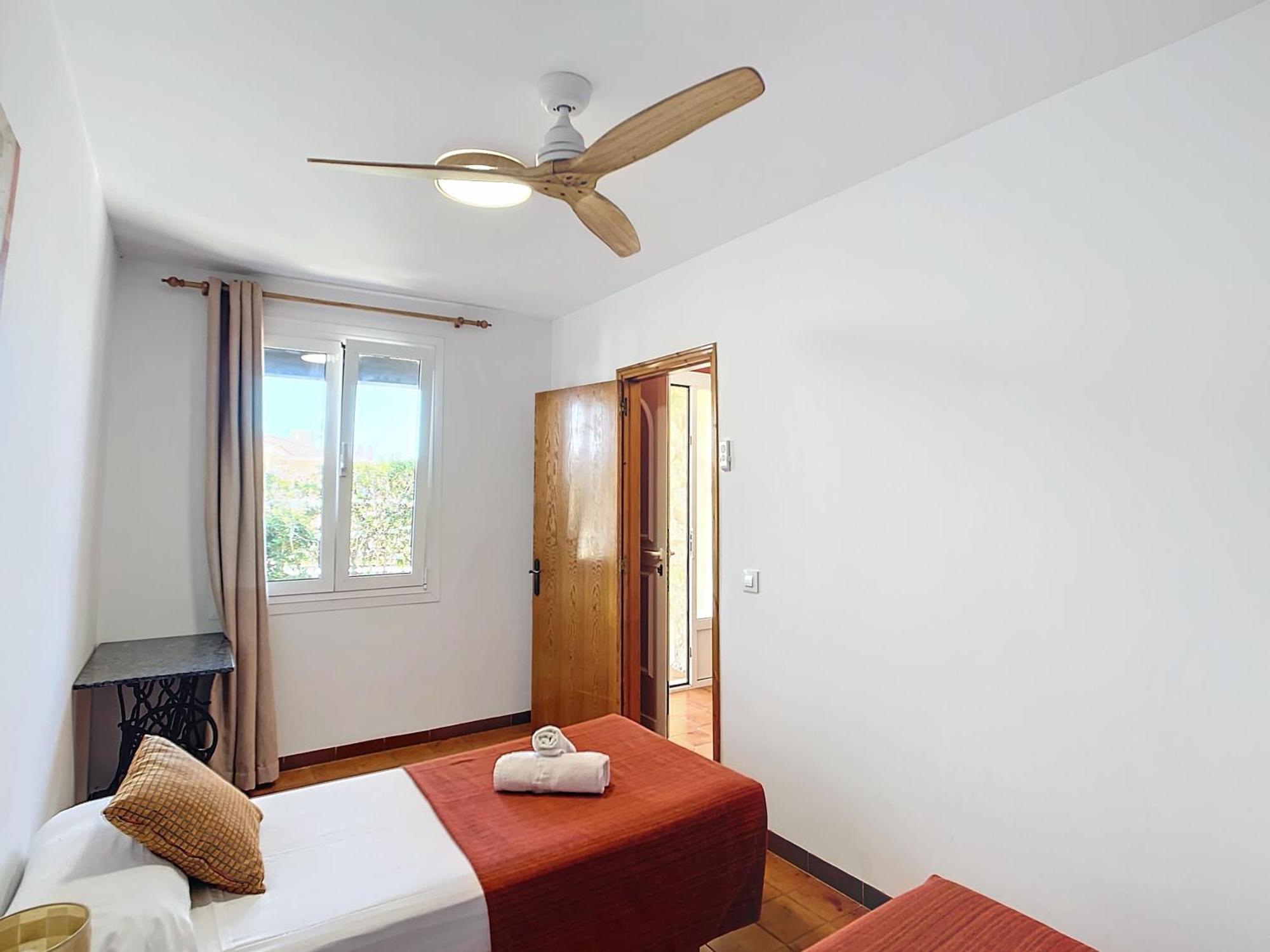 Villa Regina Cala en Bosch Εξωτερικό φωτογραφία